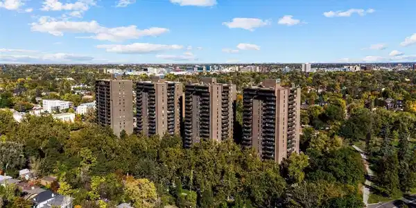 Image 3: Welcome to Park Lane, a stone's throw from Wash Park and full of amenities! Image 3: Welcome to Park Lane, a stone's throw from Wash Park and full of amenities!