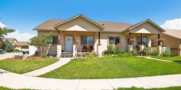 122 Starbuck Cir