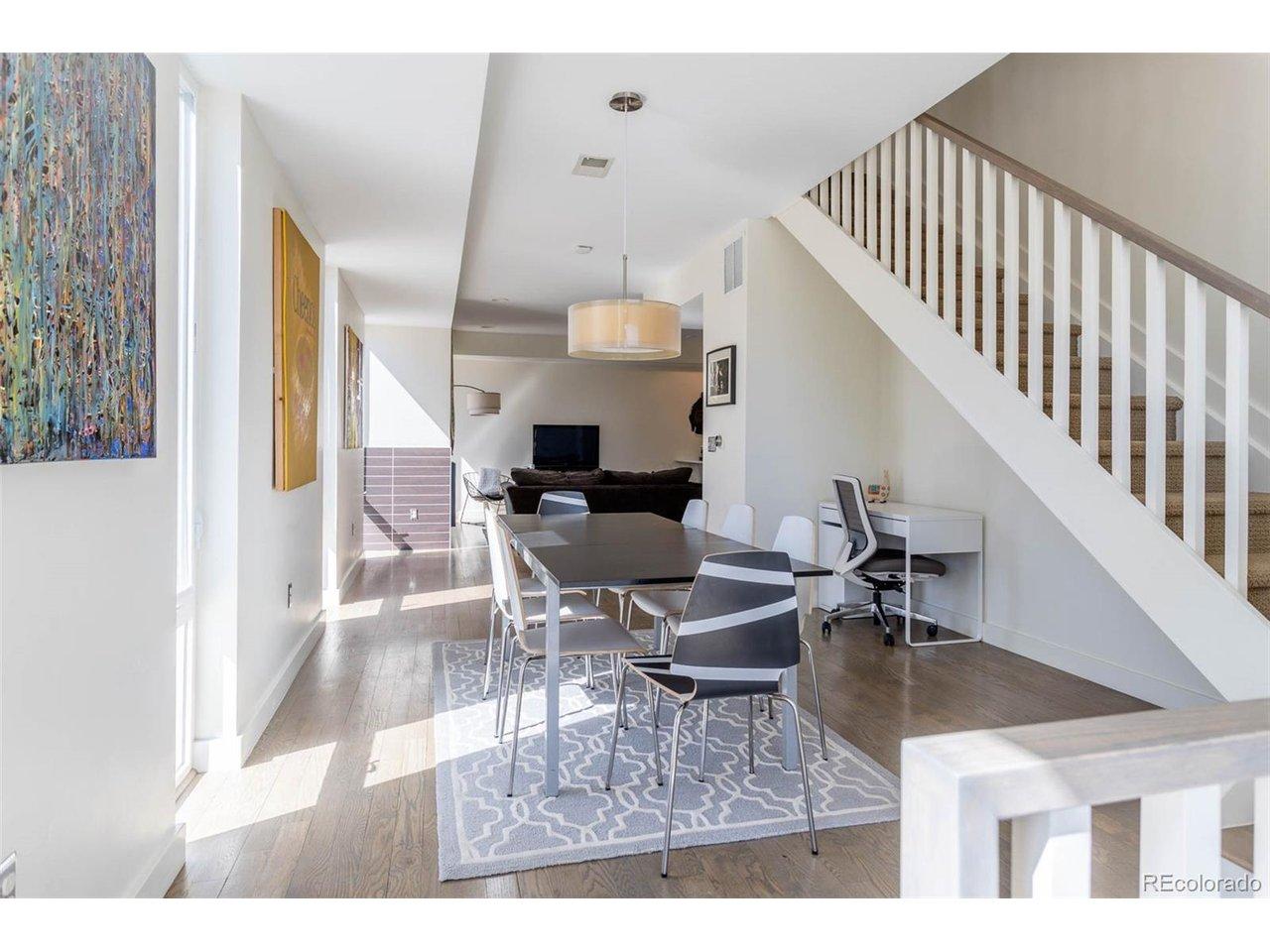 Image 3: Dining space Image 3: Dining space