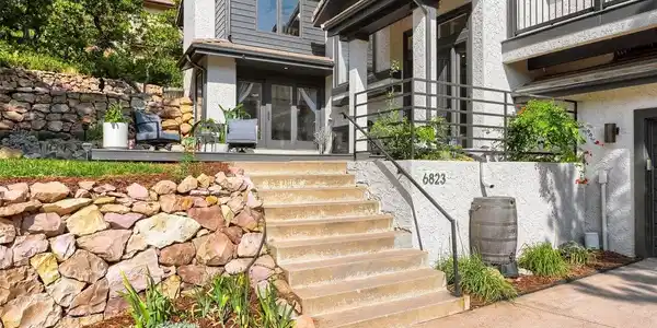 Image 2: Front Entrance Image 2: Front Entrance