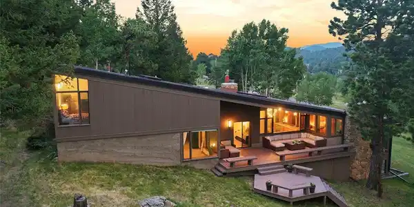 Image 2: Fabulous mid-century design with modern organic influences Image 2: Fabulous mid-century design with modern organic influences