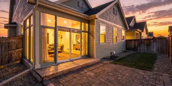 Image 2: Enclosed back patio Image 2: Enclosed back patio