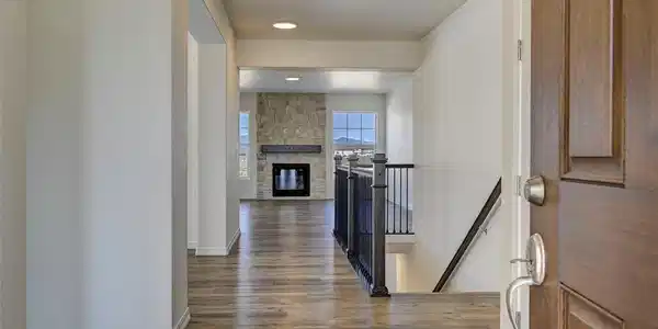 Image 4: Entrance to home Image 4: Entrance to home