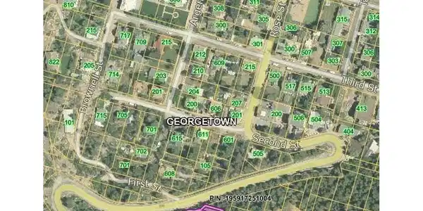 Image 2: Overhead view proximity to Old town Georgetown