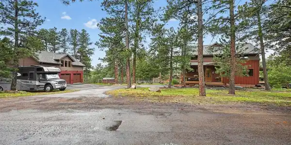 811 Ballantine Rd
