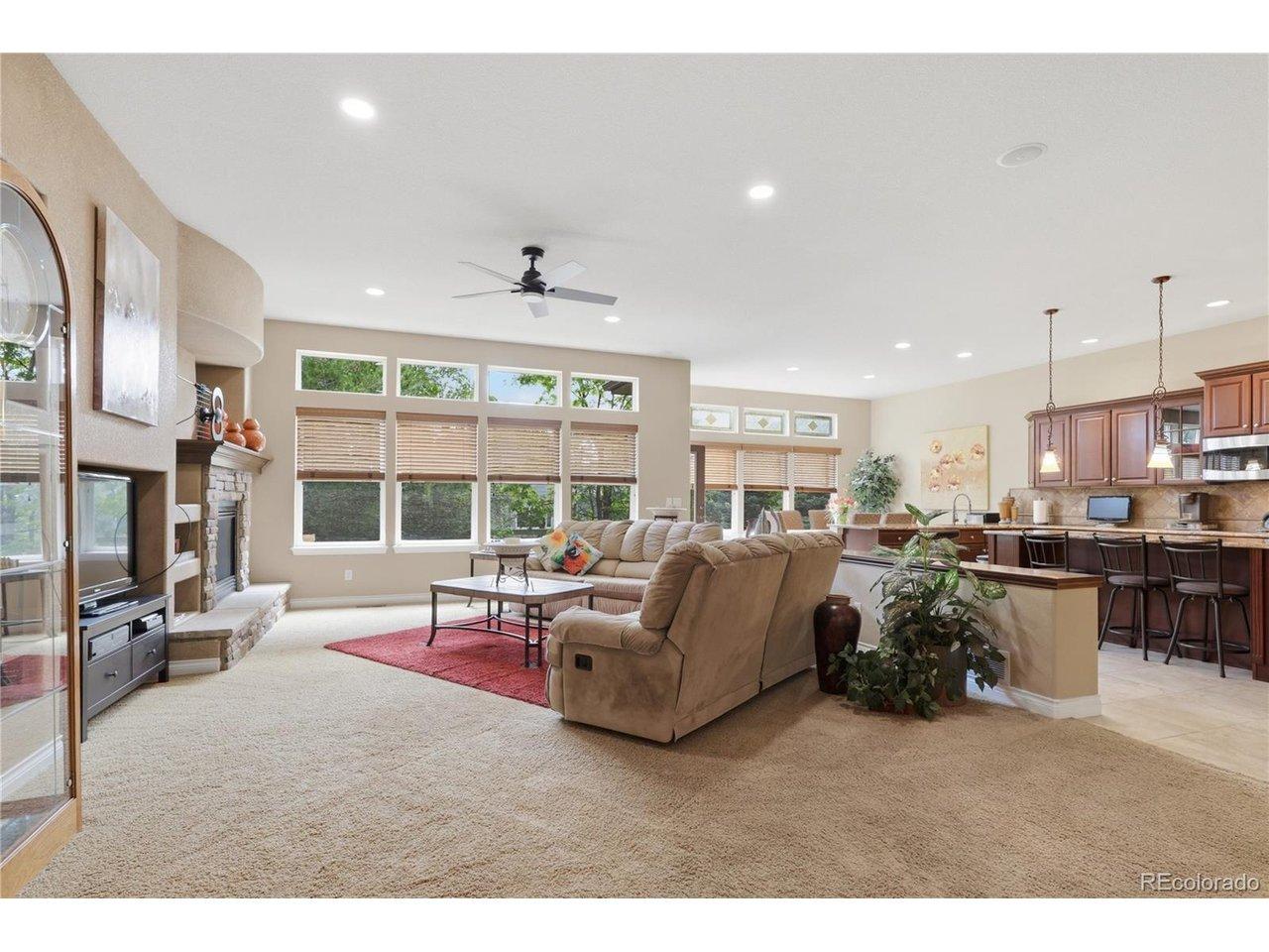 Image 4: Family room from entry Image 4: Family room from entry
