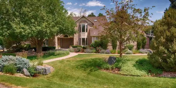 1311 Songbird Ct