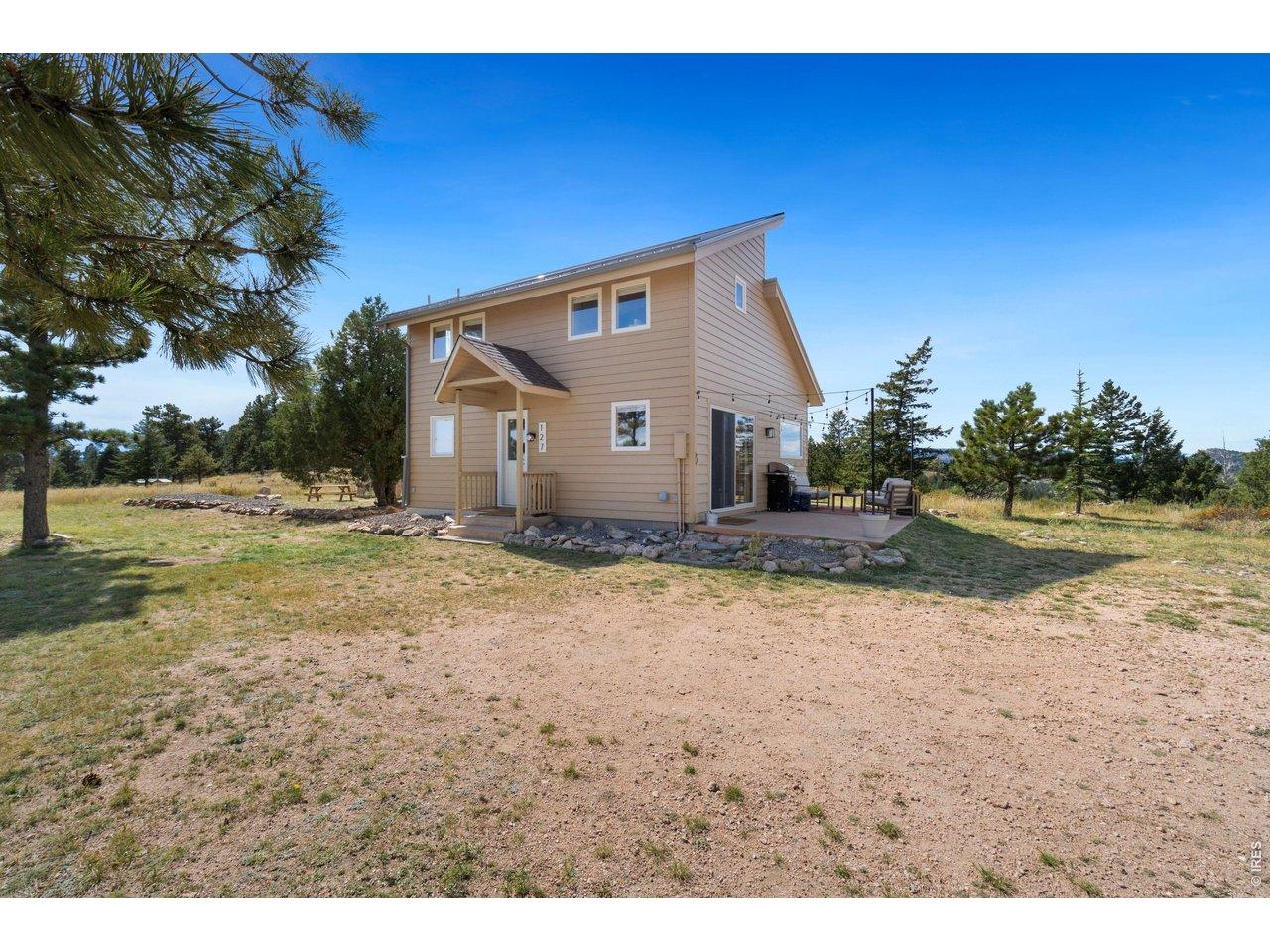 Image 3: About 5 1/4 acres with mountain top views Image 3: About 5 1/4 acres with mountain top views