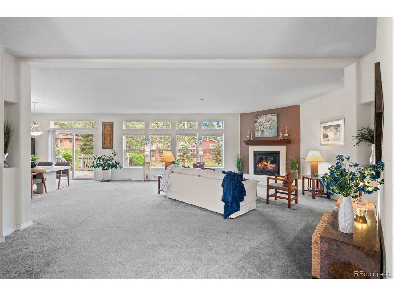 Image 4: Walk into open floor plan and all main level easy living Image 4: Walk into open floor plan and all main level easy living