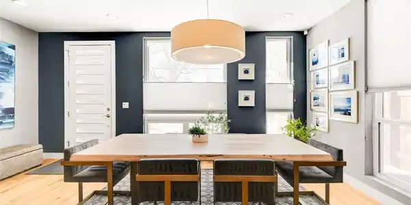 Image 4: Dining area. Image 4: Dining area.