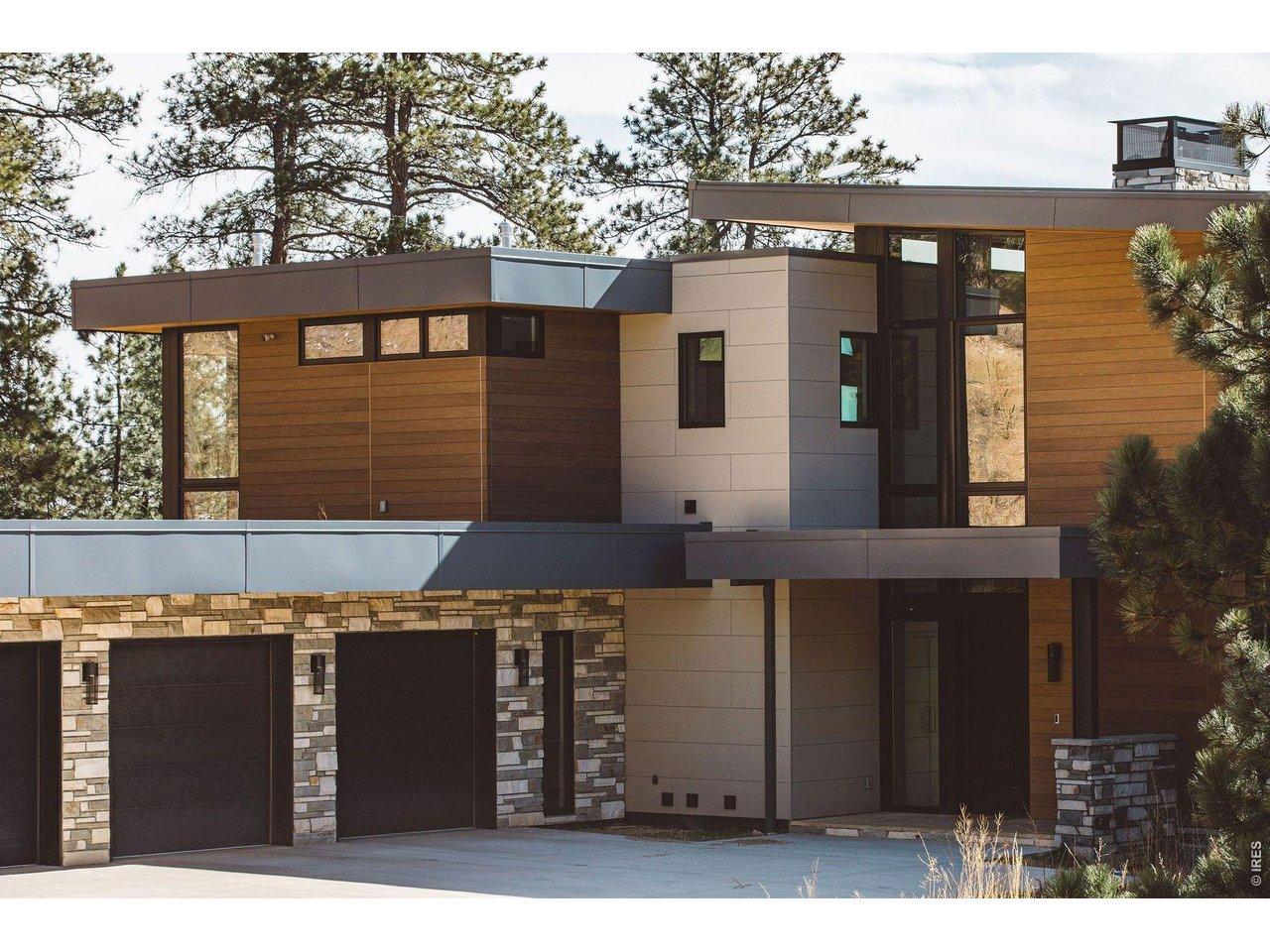 Image 3: Built in 2021 - a true architecture masterpiece Image 3: Built in 2021 - a true architecture masterpiece