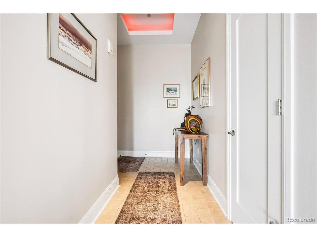 Image 4: Foyer Image 4: Foyer