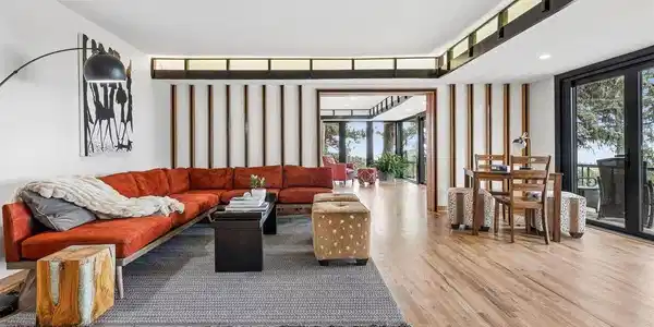 Image 4: main house living room Image 4: main house living room