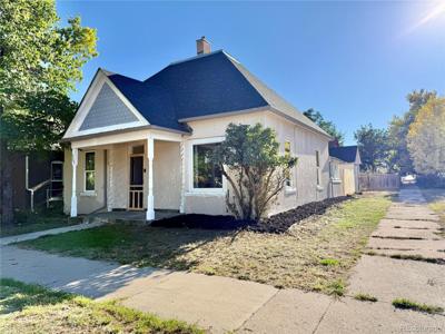 323 N 4th St