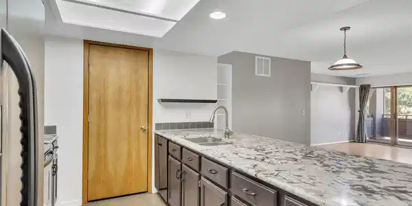 Image 4 Image 4