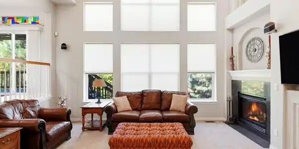 Image 3: Wall of windows in the family room Image 3: Wall of windows in the family room