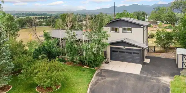 795 Fox Hill Ct