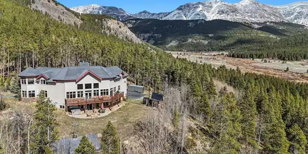 300 Buckeye Creek Rd