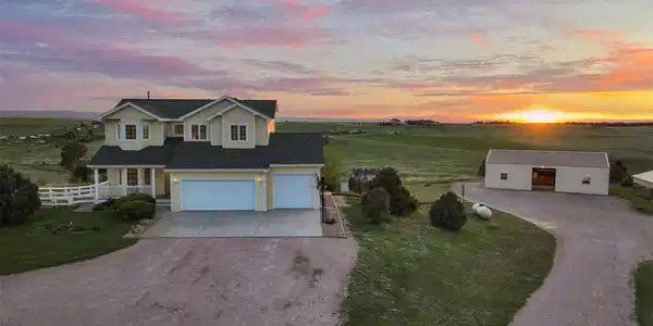 Image 3: 31159 Longhorn Circle Elizabeth, Co. 80107 Image 3: 31159 Longhorn Circle Elizabeth, Co. 80107