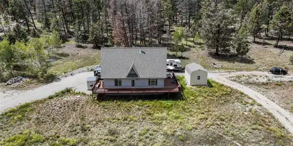 1807 Windmill Dr
