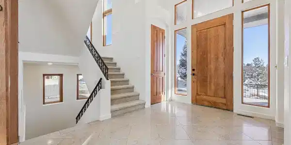 Image 3: Foyer Image 3: Foyer