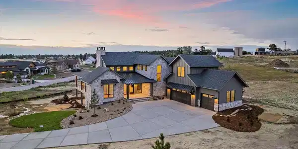 2442 Fox View Trl