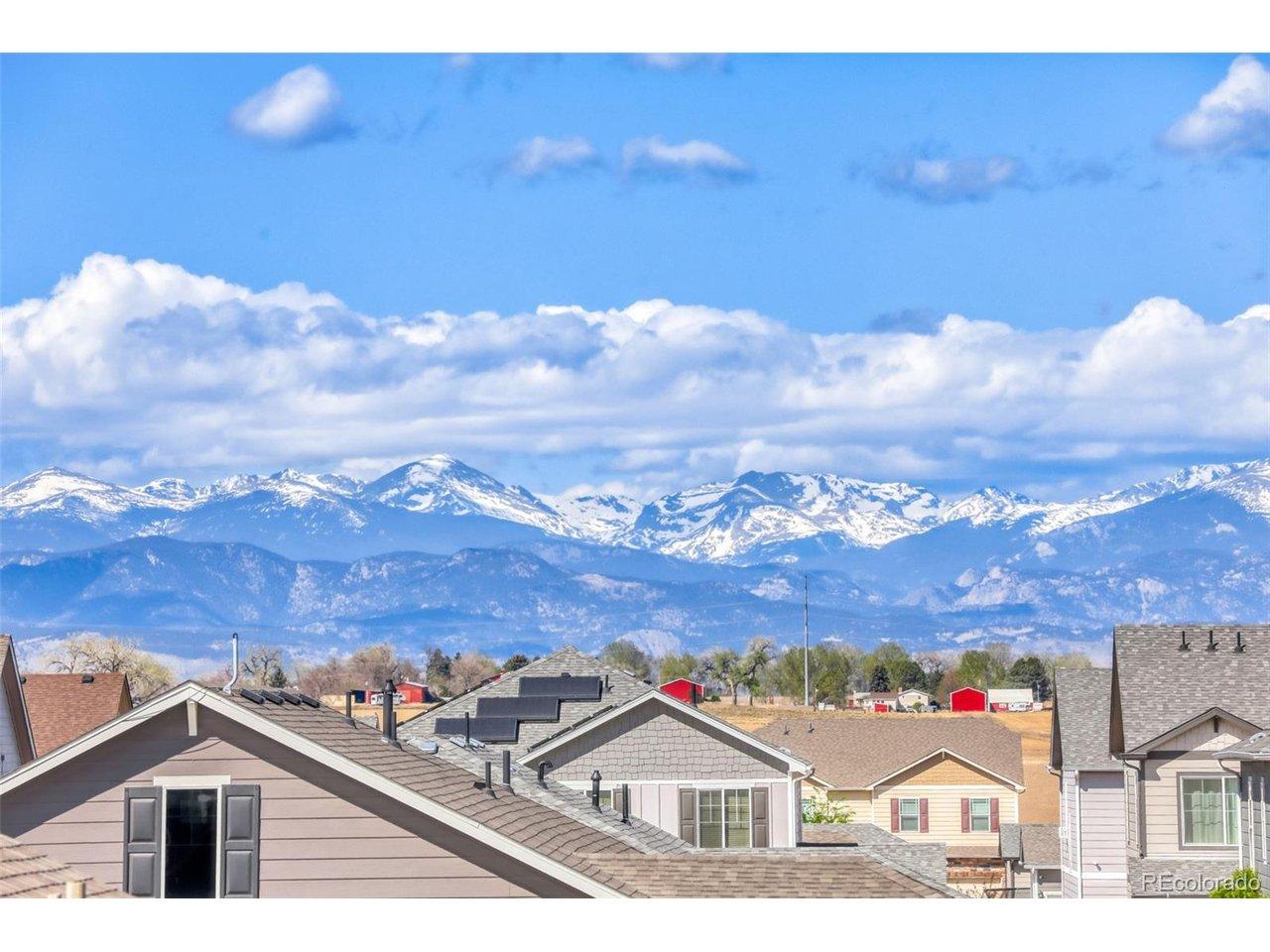 Image 2: Mountain Views from Back Bedrooms