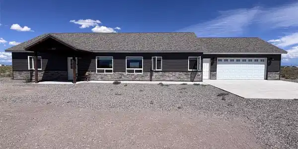 8762 Ridgetop Dr