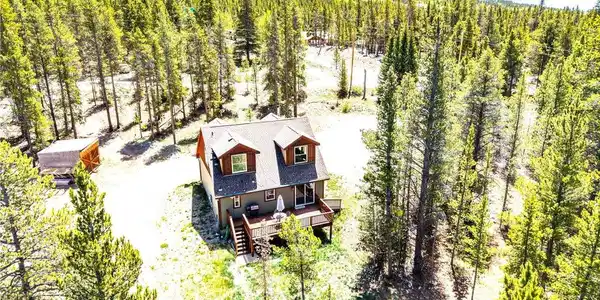 Image 2: 19 Miles to Breckenridge | Soak in Nature