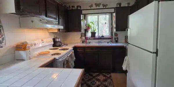 Image 2: Kitchen Image 2: Kitchen