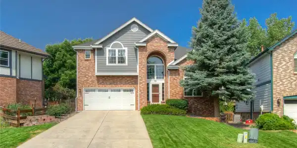 64 Dawn Heath Cir