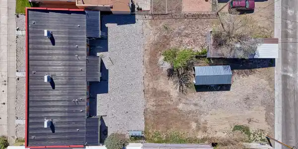 235 W 3rd