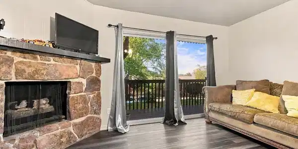 Image 3: Welcome Home!