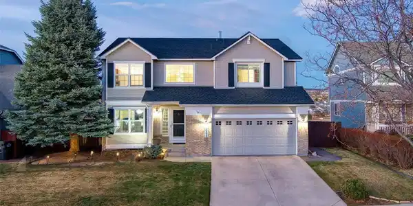 8985 Chetwood Dr