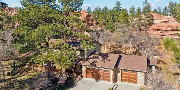 6509 Pike Cir