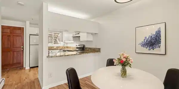 Image 2: Virtually Staged Dining Area Image 2: Virtually Staged Dining Area