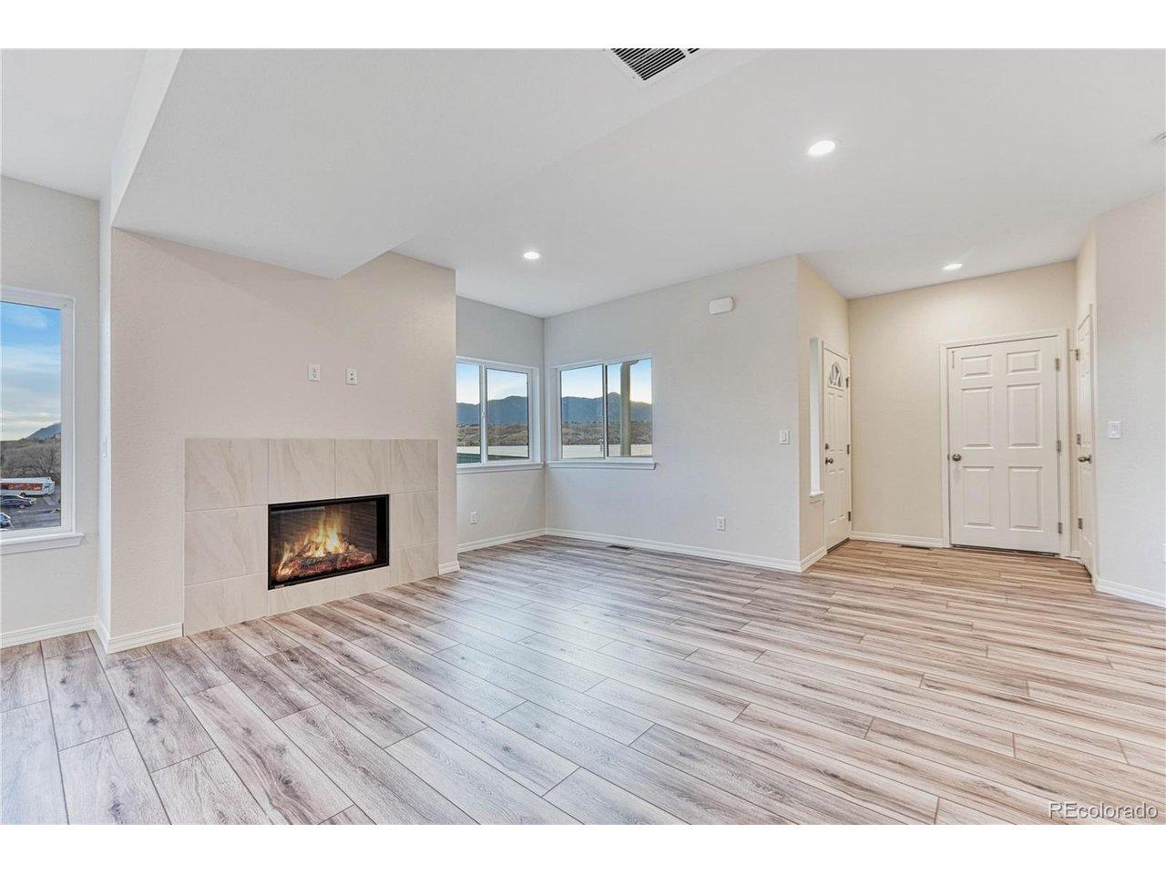 Image 4: 9 ft airy ceilings with your choice of durable and long lasting LVP. Choose your paint colors, too! Image 4: 9 ft airy ceilings with your choice of durable and long lasting LVP. Choose your paint colors, too!