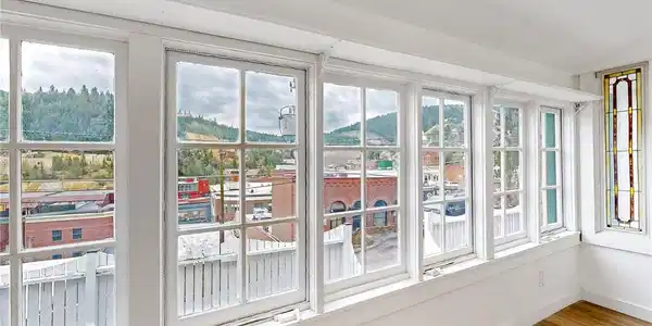 Image 4 Image 4