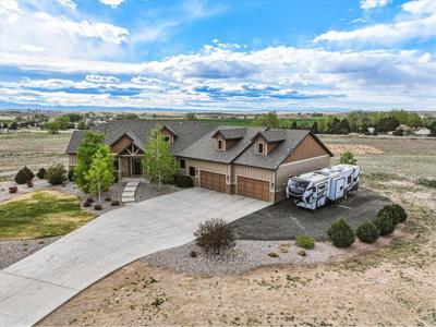 39917 Hilltop Cir