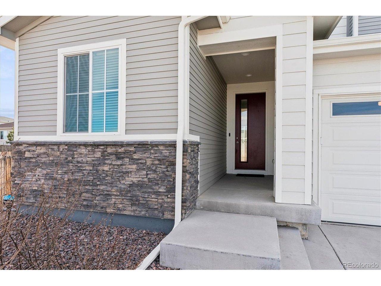 Image 3: Front door entry