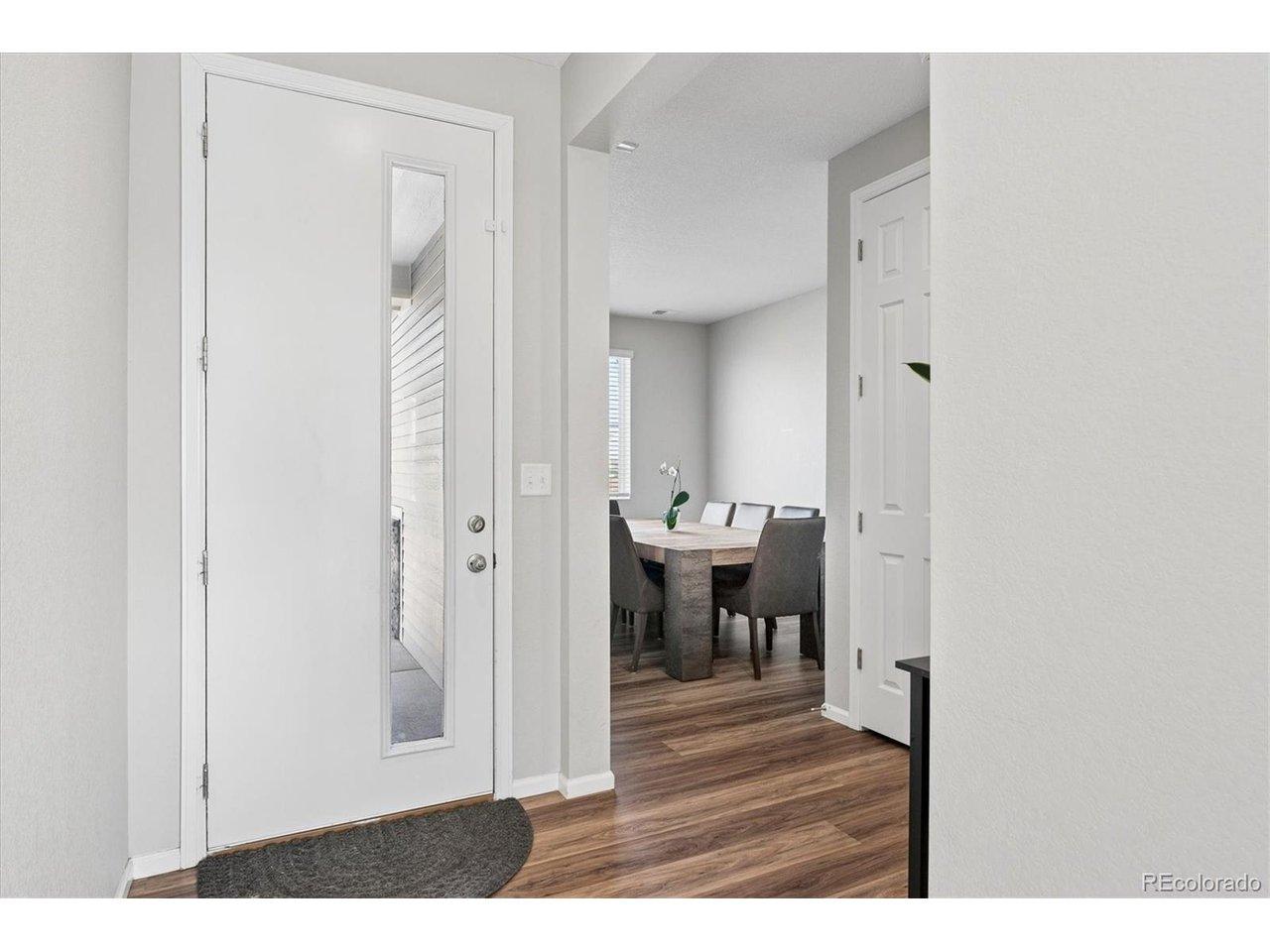 Image 4: Foyer and bonus room