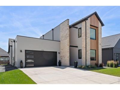 1755 Barefoot Dr