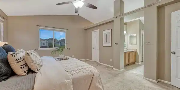 Image 4 Image 4