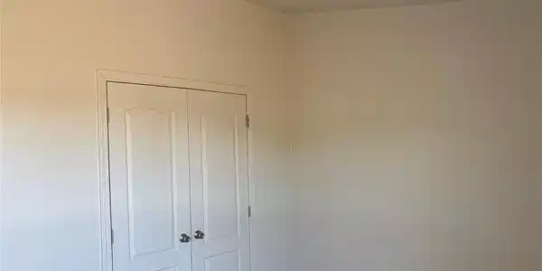 Image 4: Bedroom 1 - View 1
