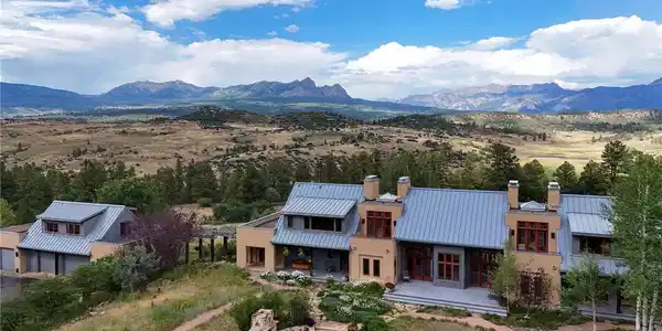 181 Jawbone Canyon Pl