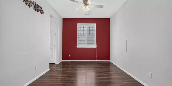 Image 4 Image 4