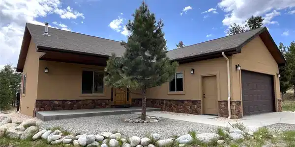 30684 Mountainside