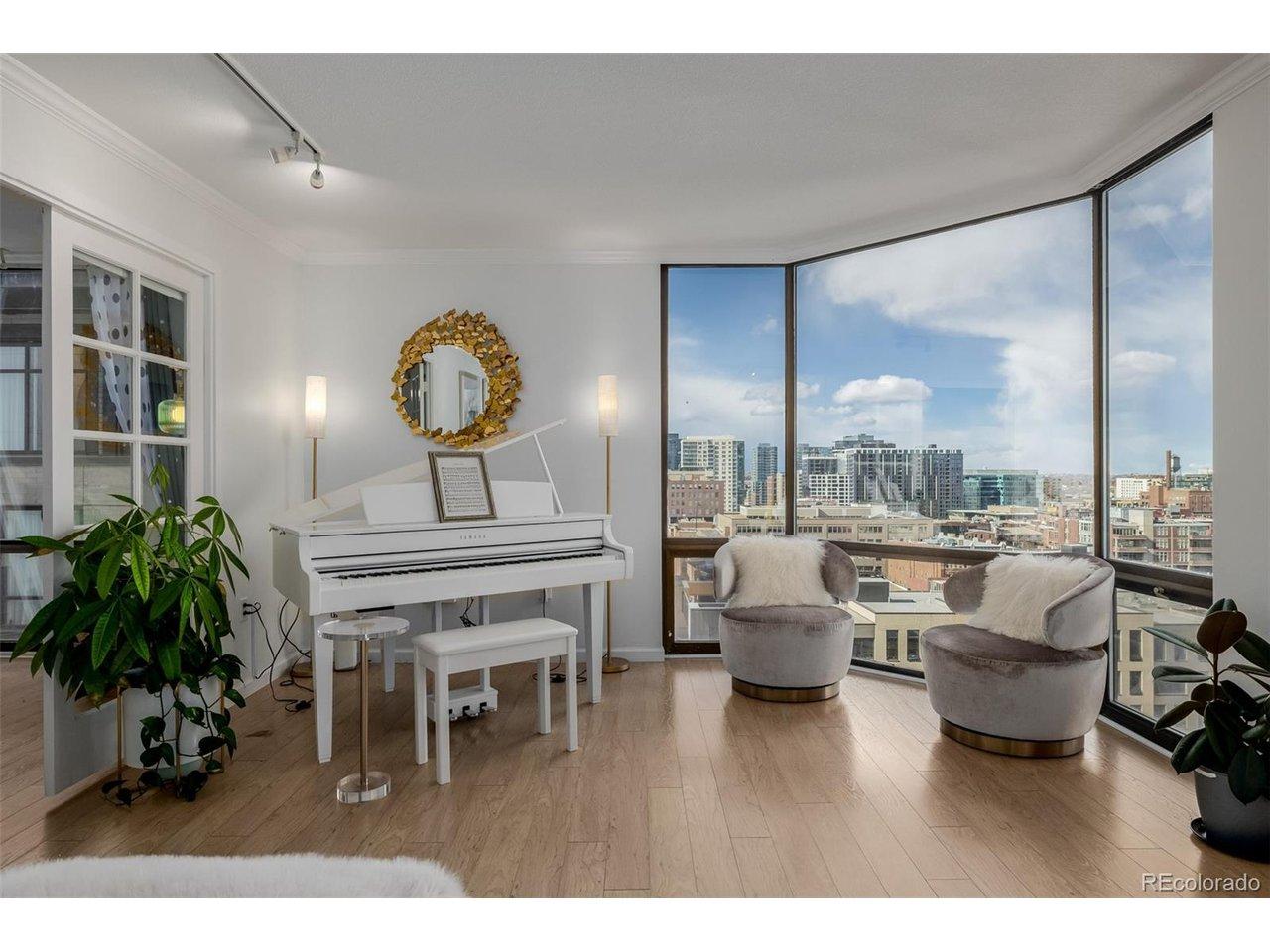 Image 4: Stunning floor to ceiling windows! Image 4: Stunning floor to ceiling windows!