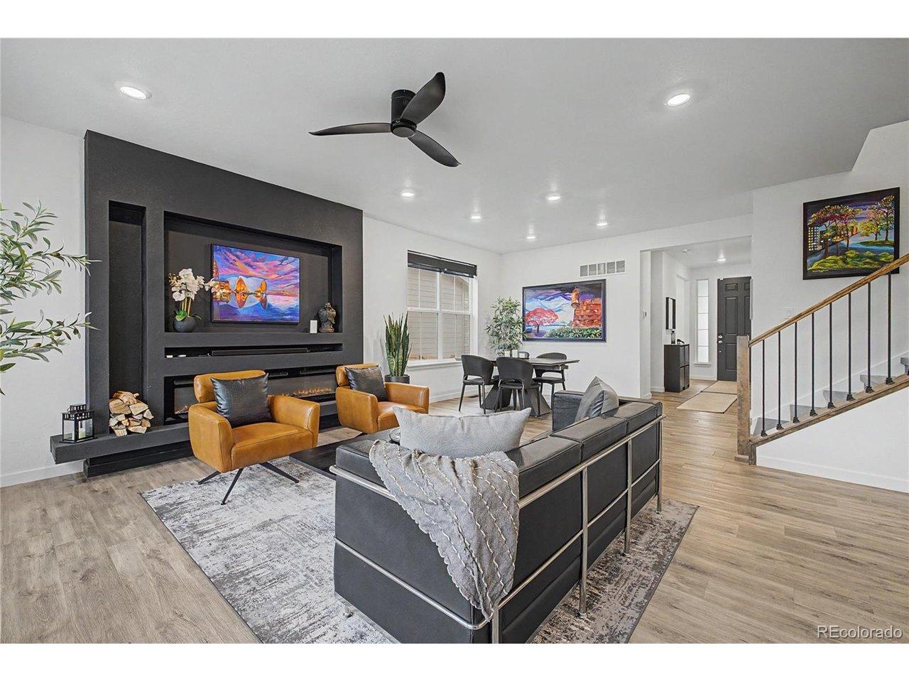 Image 3: Living Room Image 3: Living Room