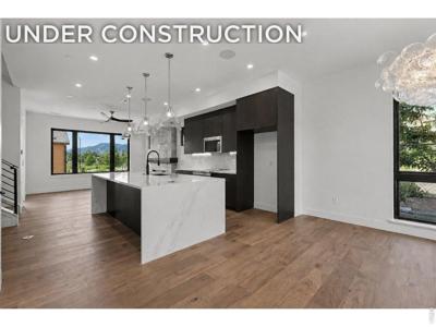 1120 Violet Ave